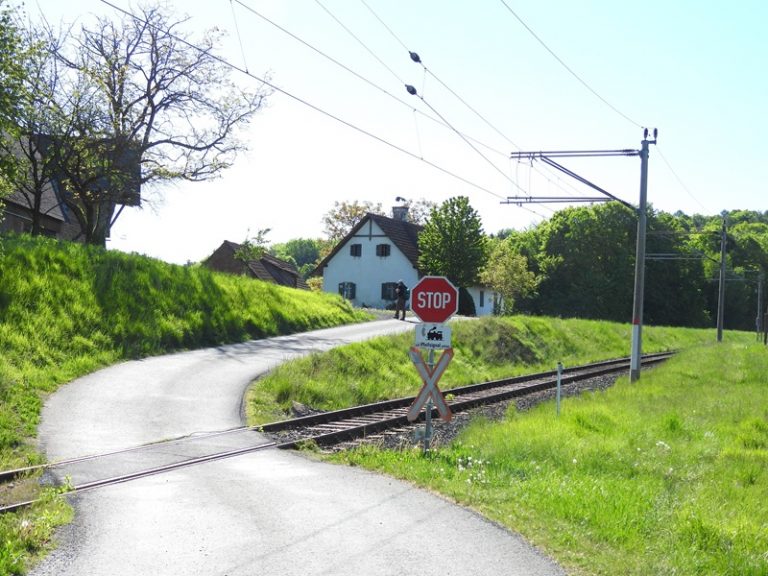 Bahnwanderweg quer (23)