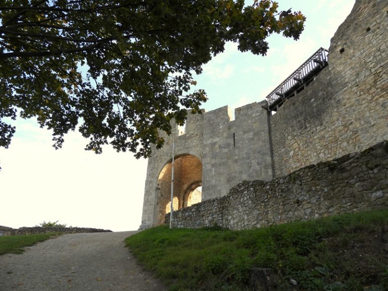 Hainburg burgberg quer (18)