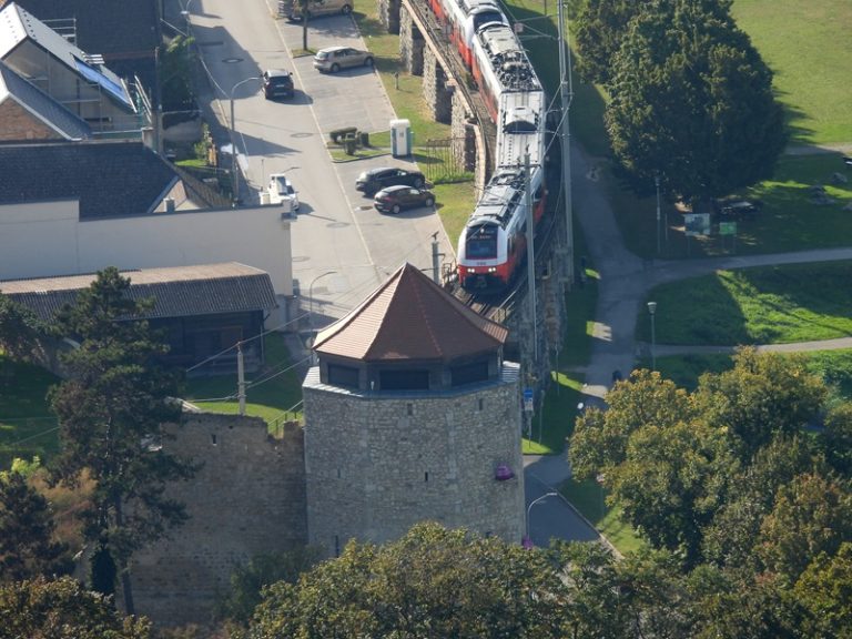 Hainburg burgberg quer (2)